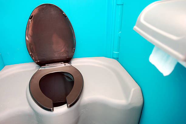 Best Porta potty delivery and setup  in West Orange, TX